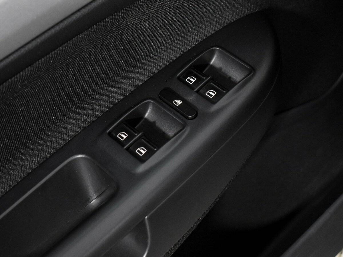 Купить Skoda Octavia с пробегом. Фото: #9