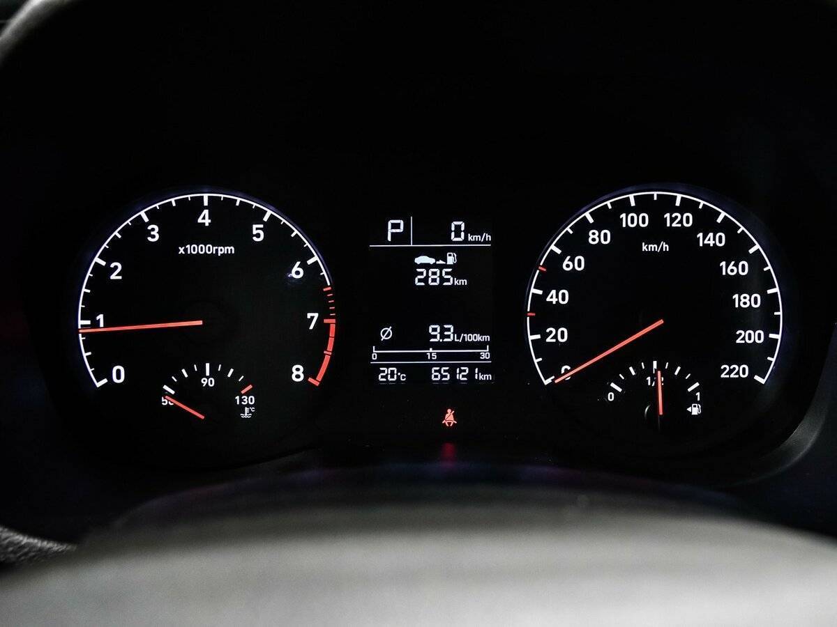 Купить Hyundai Solaris с пробегом. Фото: #9