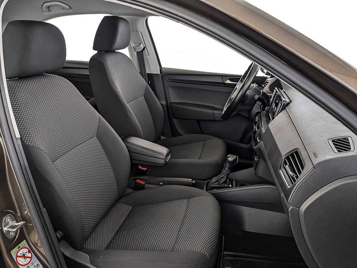 Купить Volkswagen Polo с пробегом. Фото: #19