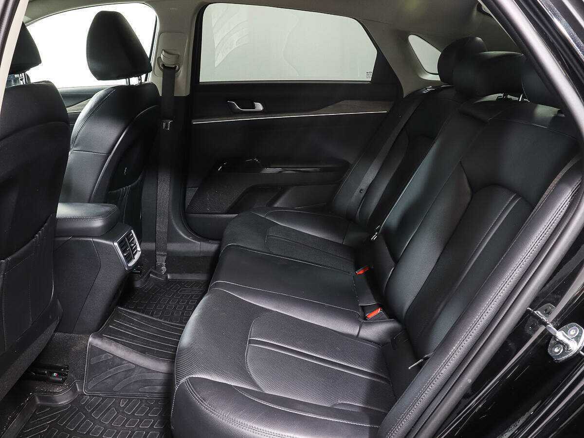 Купить Kia K5 с пробегом. Фото: #6