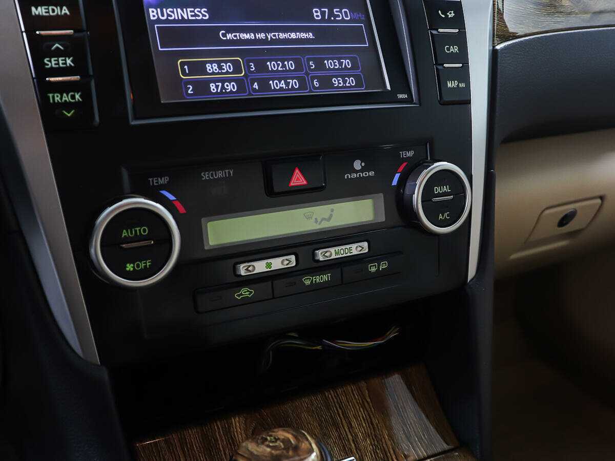 Купить Toyota Camry с пробегом. Фото: #20