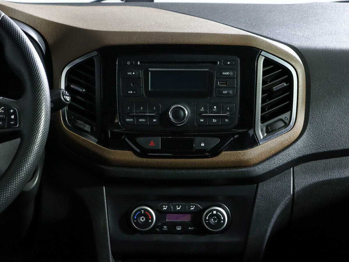 Купить Lada (ВАЗ) XRAY с пробегом. Фото: #12