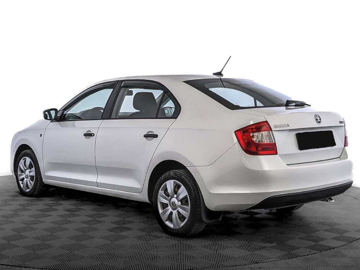 Купить Skoda Rapid с пробегом. Фото: #5