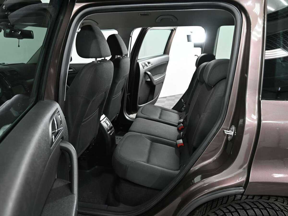 Купить Skoda Yeti с пробегом. Фото: #10