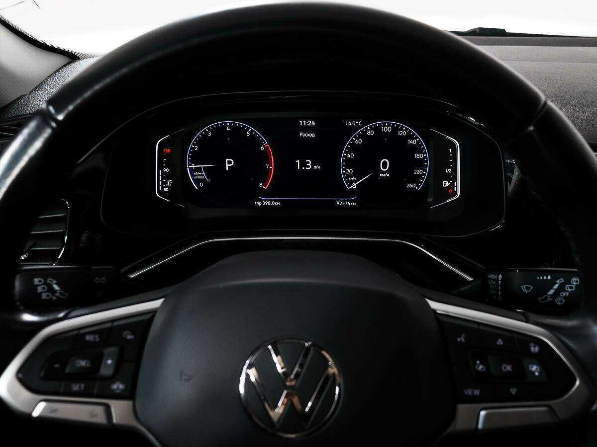 Купить Volkswagen Polo с пробегом. Фото: #14