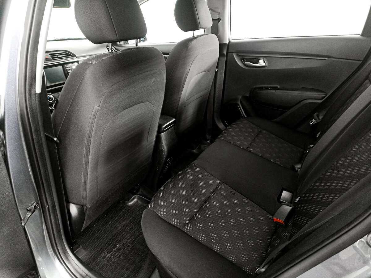 Купить Kia Rio с пробегом. Фото: #9