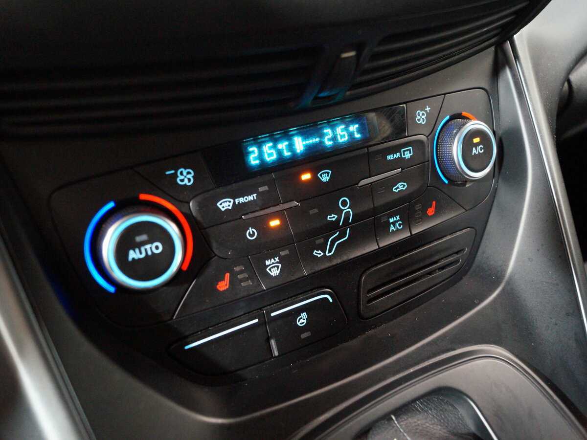 Купить Ford Kuga с пробегом. Фото: #15