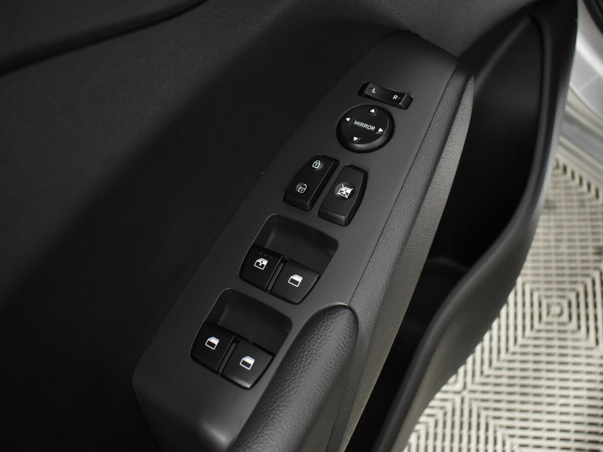 Купить Hyundai Solaris с пробегом. Фото: #14