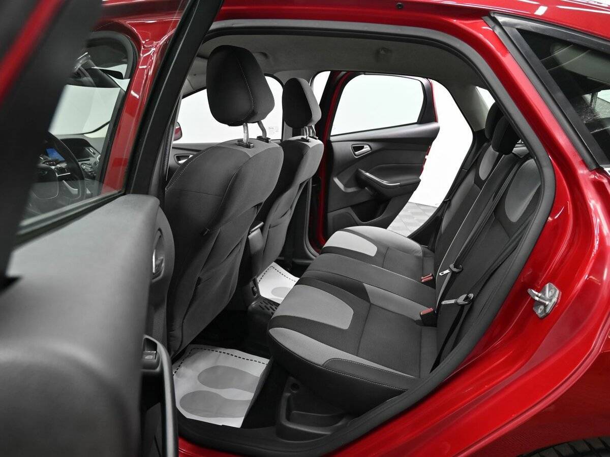 Купить Ford Focus с пробегом. Фото: #11