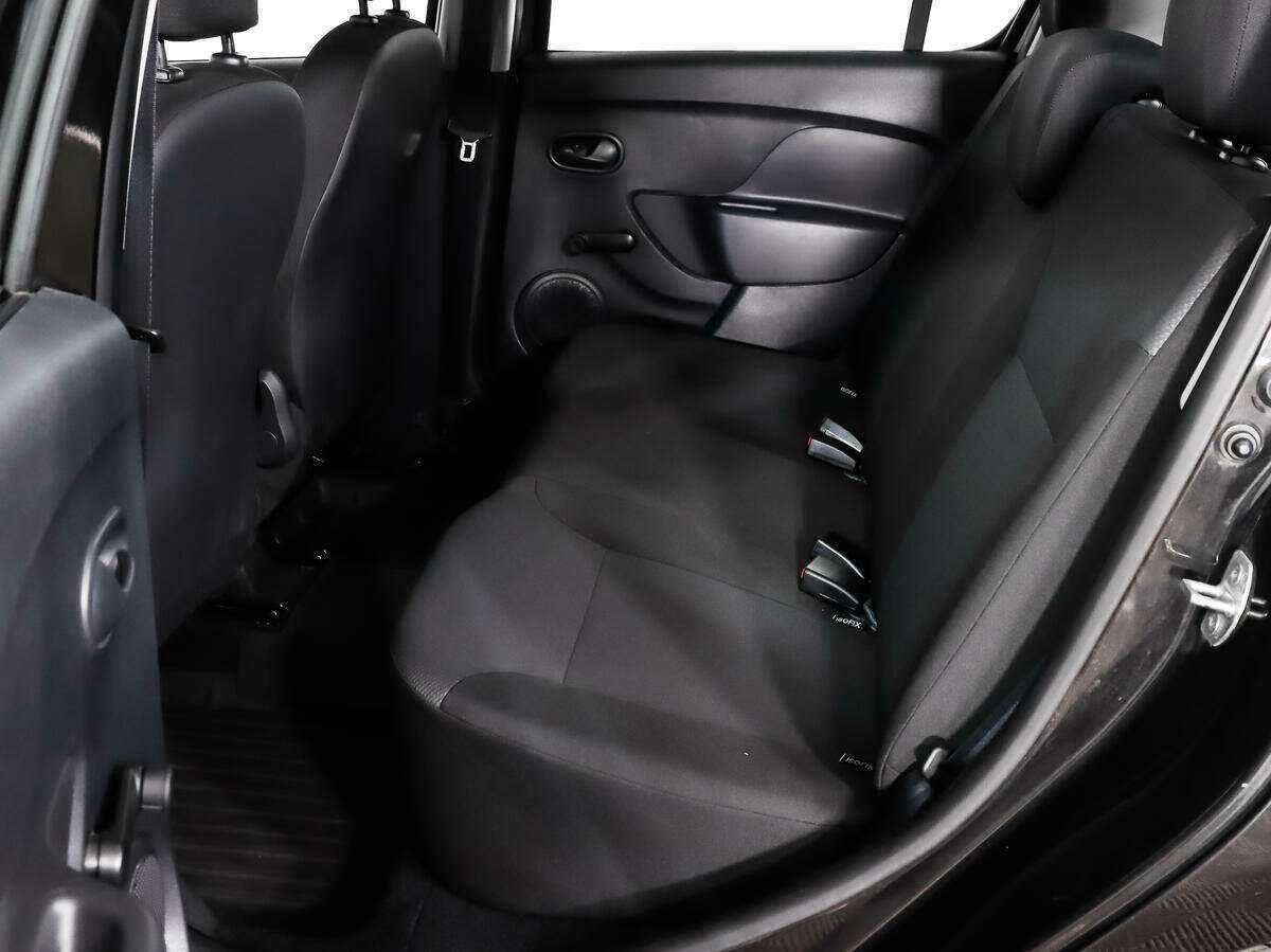 Купить Renault Sandero с пробегом. Фото: #9