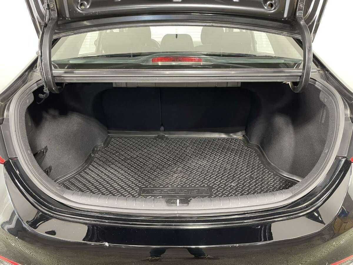 Купить Hyundai Solaris с пробегом. Фото: #17