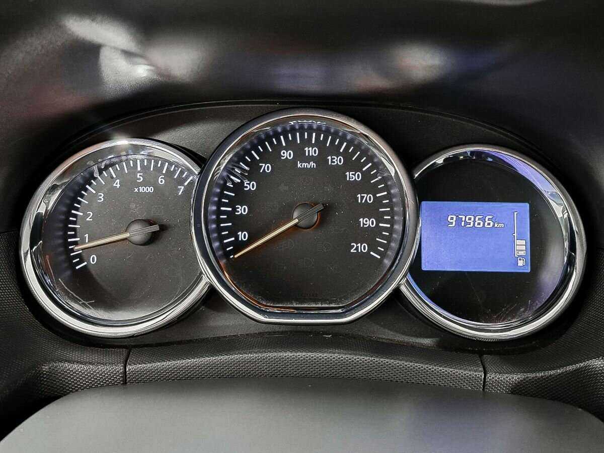 Купить Renault Duster с пробегом. Фото: #10