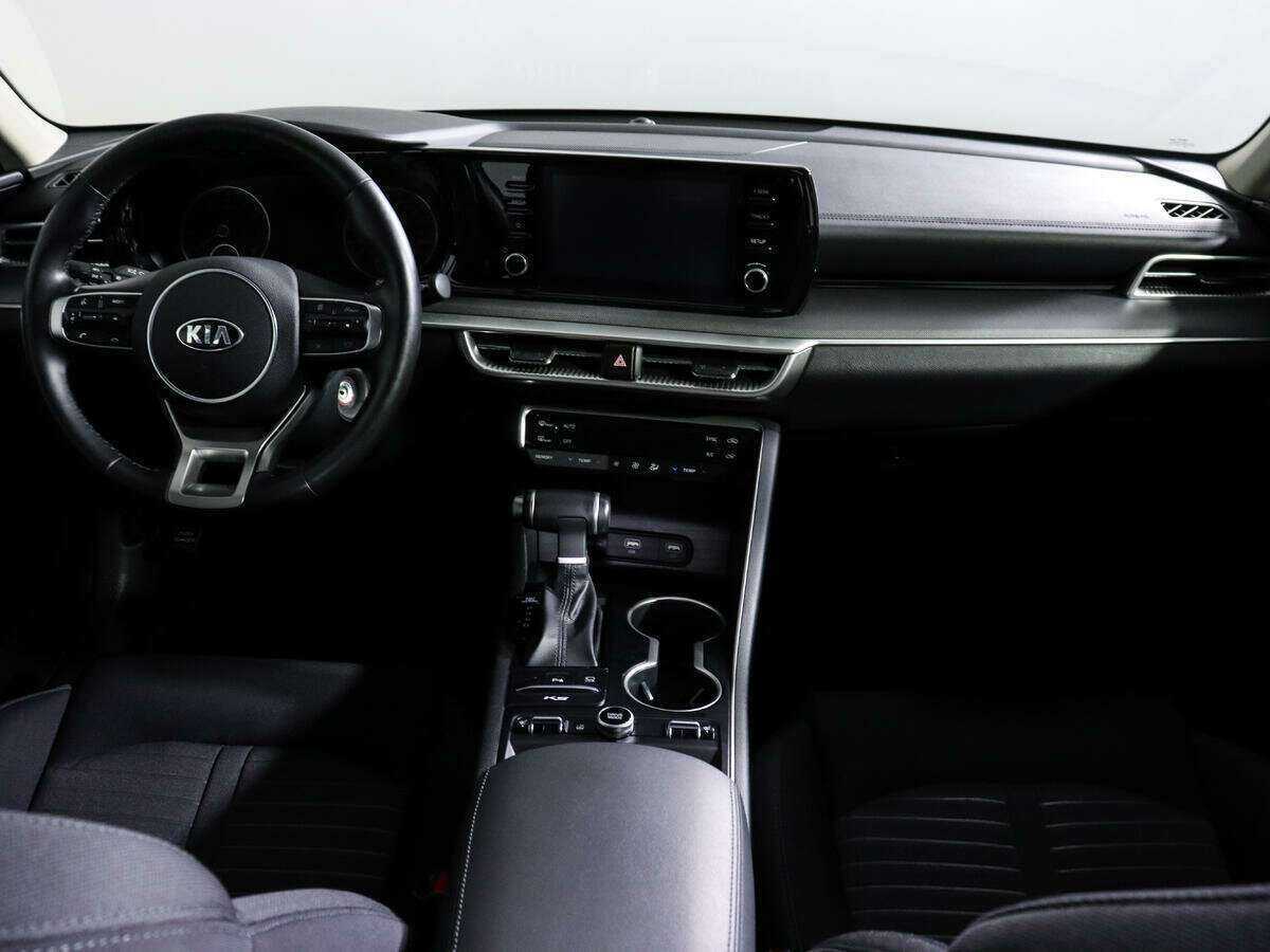Купить Kia K5 с пробегом. Фото: #9