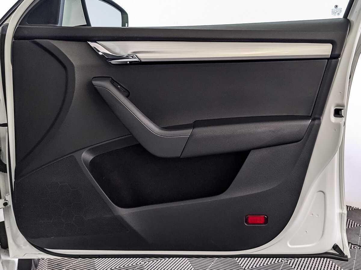 Купить Skoda Octavia с пробегом. Фото: #22