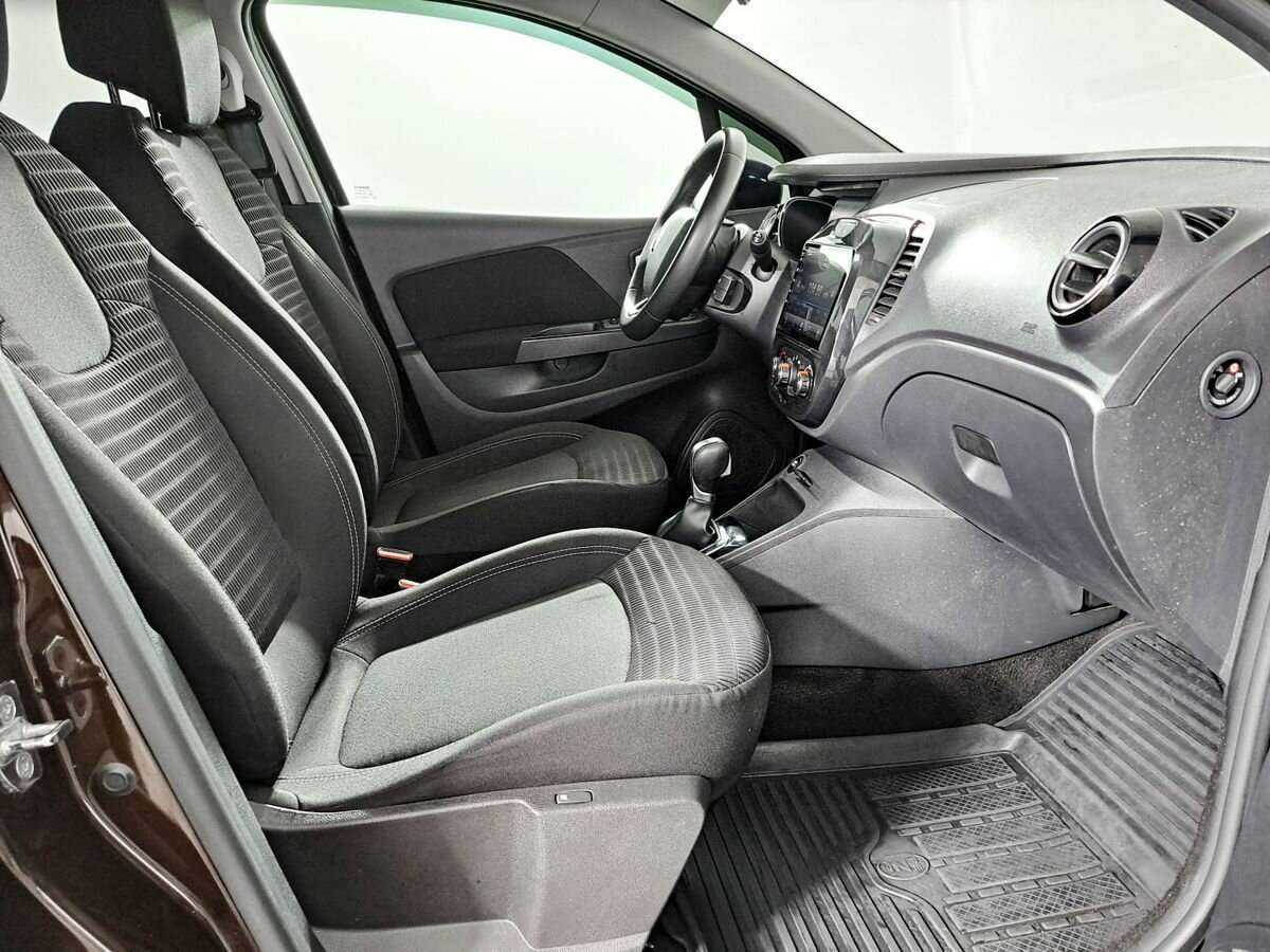 Купить Renault Kaptur с пробегом. Фото: #8