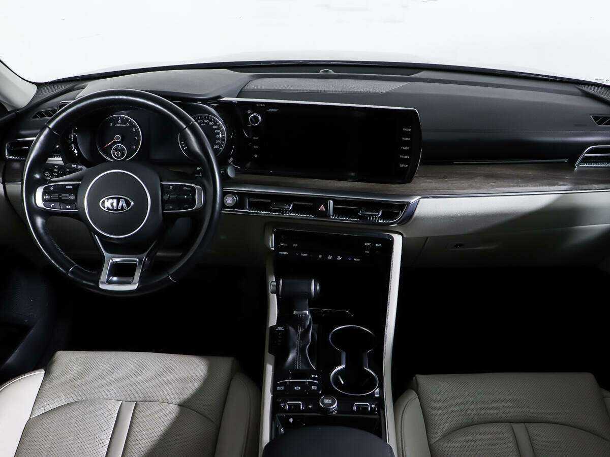 Купить Kia K5 с пробегом. Фото: #10