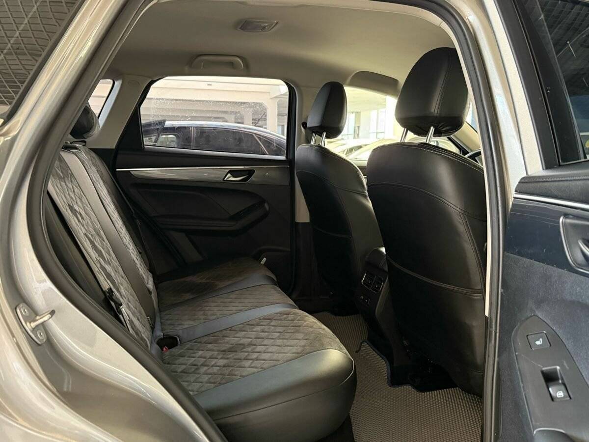 Купить Haval Jolion с пробегом. Фото: #20