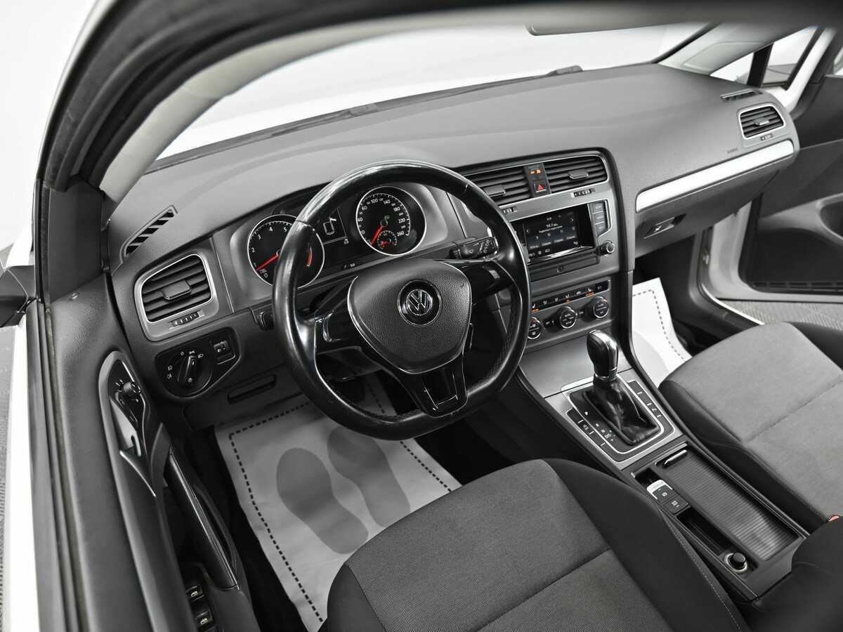 Купить Volkswagen Golf с пробегом. Фото: #6