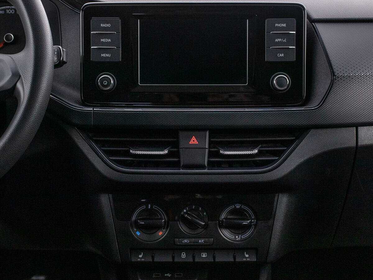 Купить Volkswagen Polo с пробегом. Фото: #13