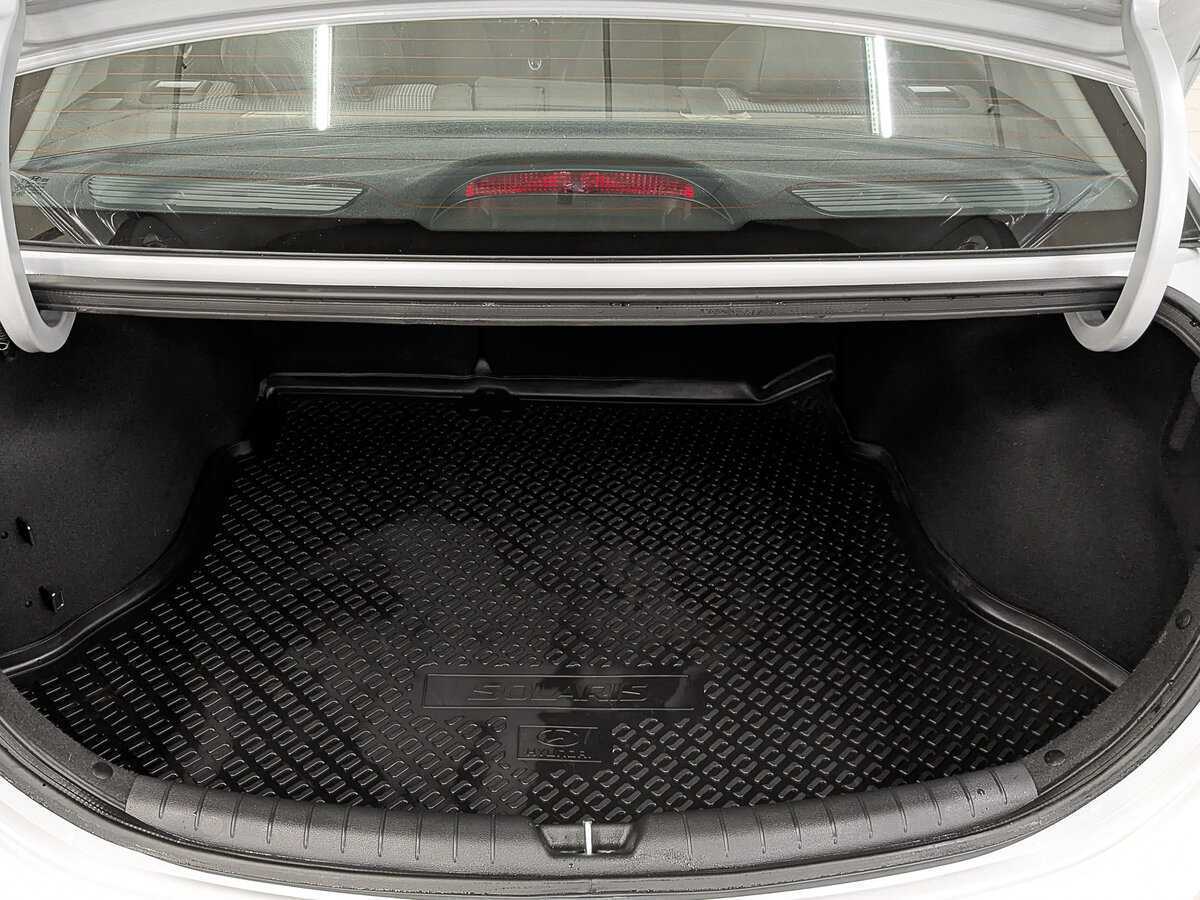 Купить Hyundai Solaris с пробегом. Фото: #9