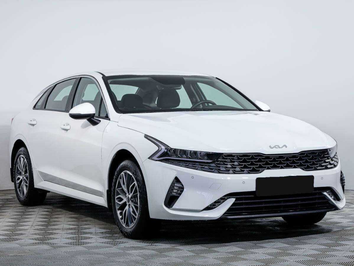 Купить Kia K5 с пробегом. Фото: #1