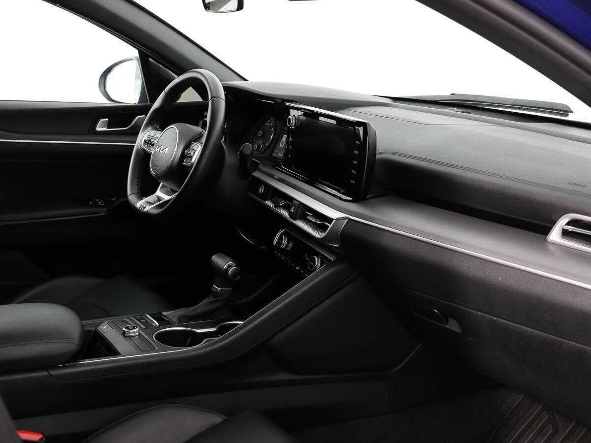 Купить Kia K5 с пробегом. Фото: #8
