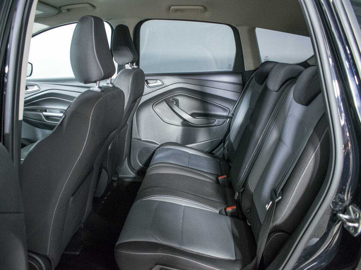 Купить Ford Kuga с пробегом. Фото: #9