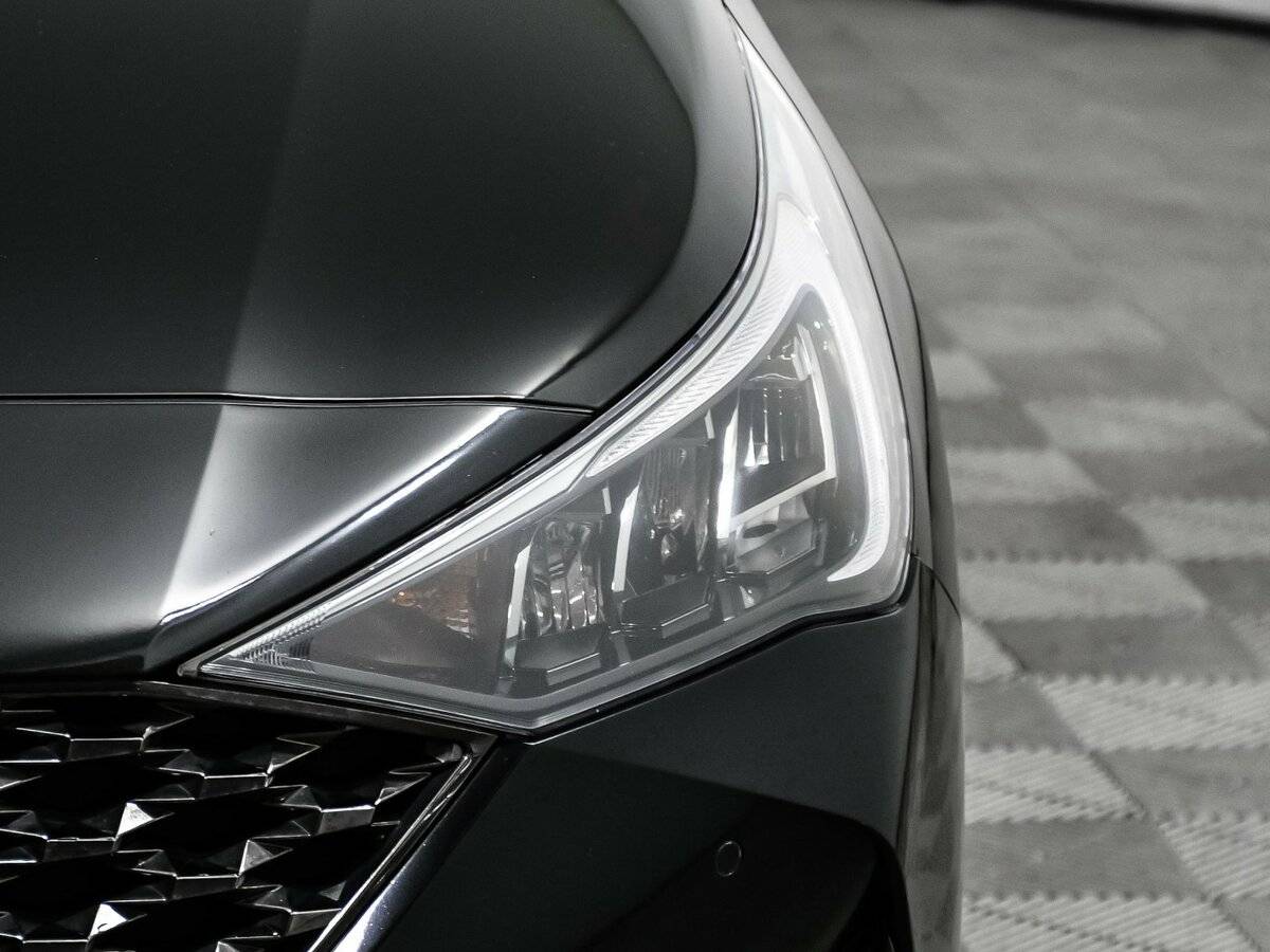 Купить Hyundai Solaris с пробегом. Фото: #13