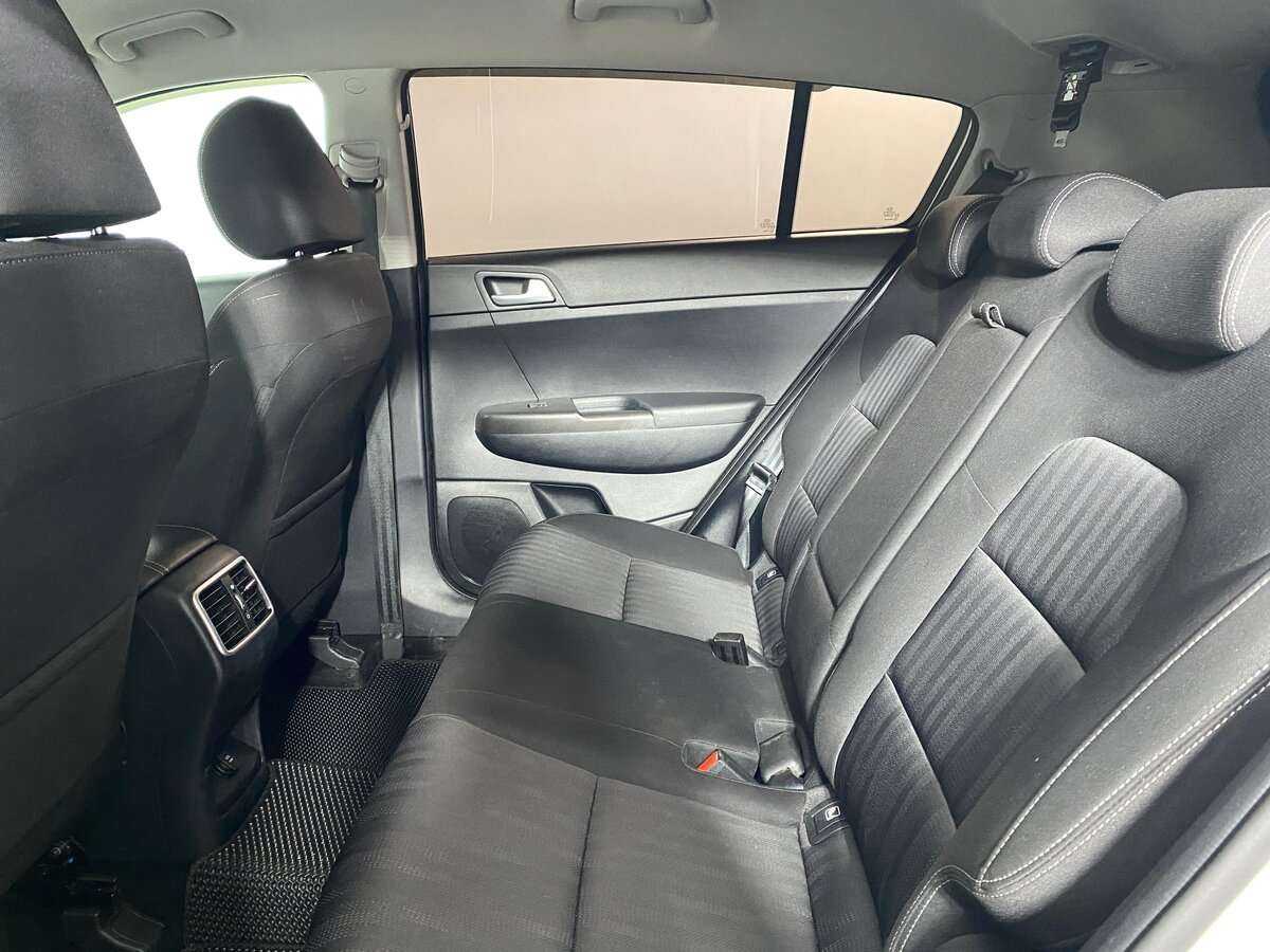 Купить Kia Sportage с пробегом. Фото: #10