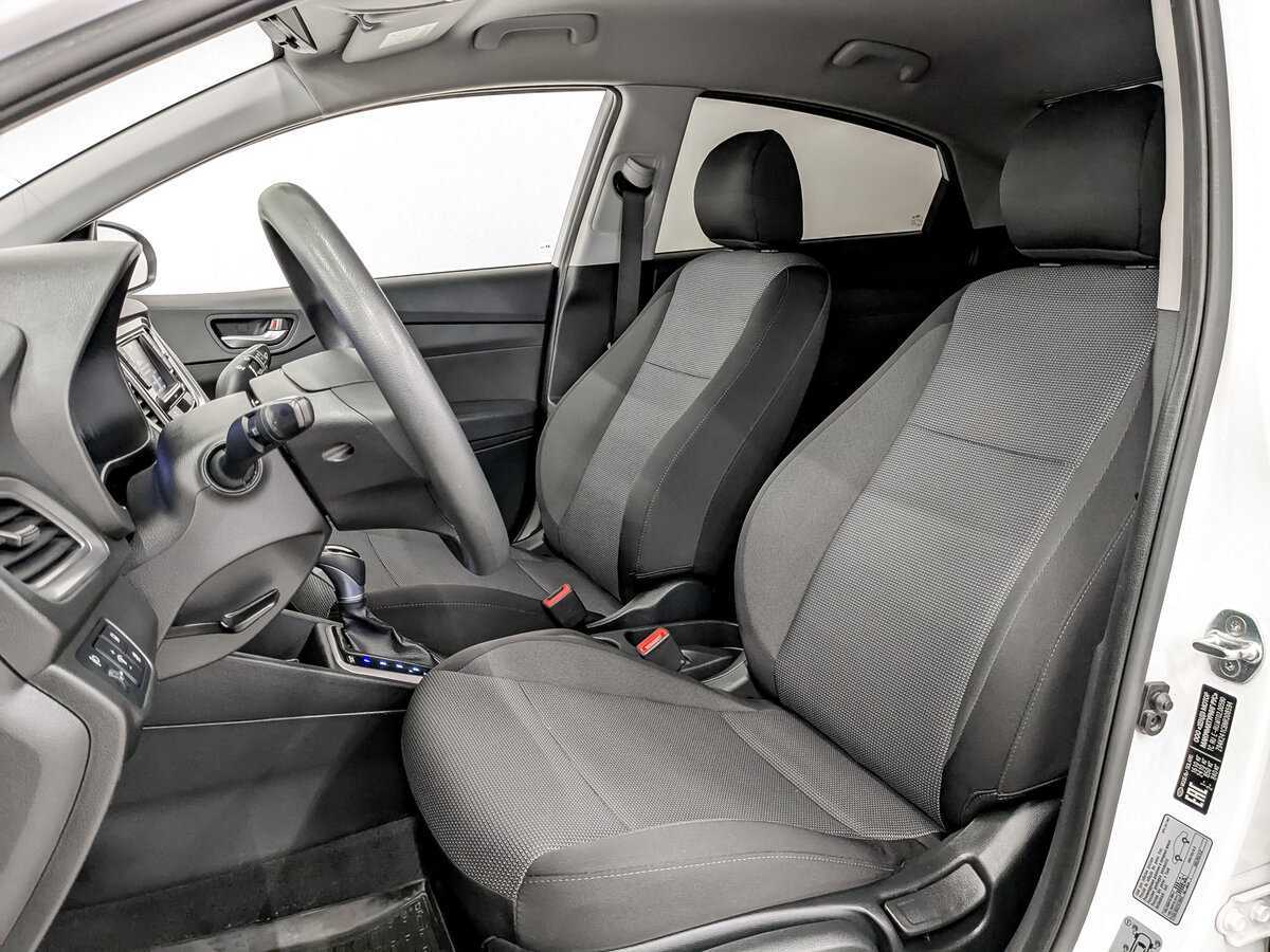 Купить Hyundai Solaris с пробегом. Фото: #19