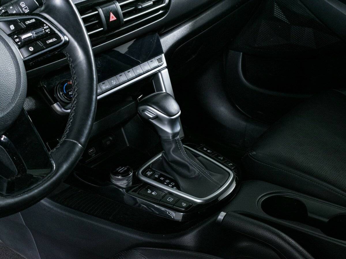 Купить Kia Seltos с пробегом. Фото: #13