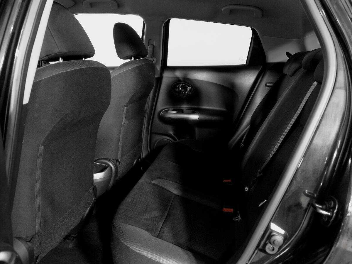 Купить Nissan Juke с пробегом. Фото: #9