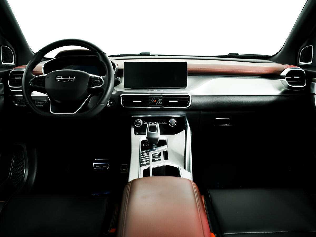 Купить Geely Coolray с пробегом. Фото: #10