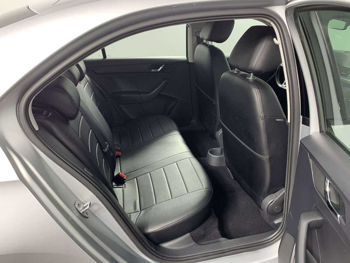 Купить Skoda Rapid с пробегом. Фото: #12