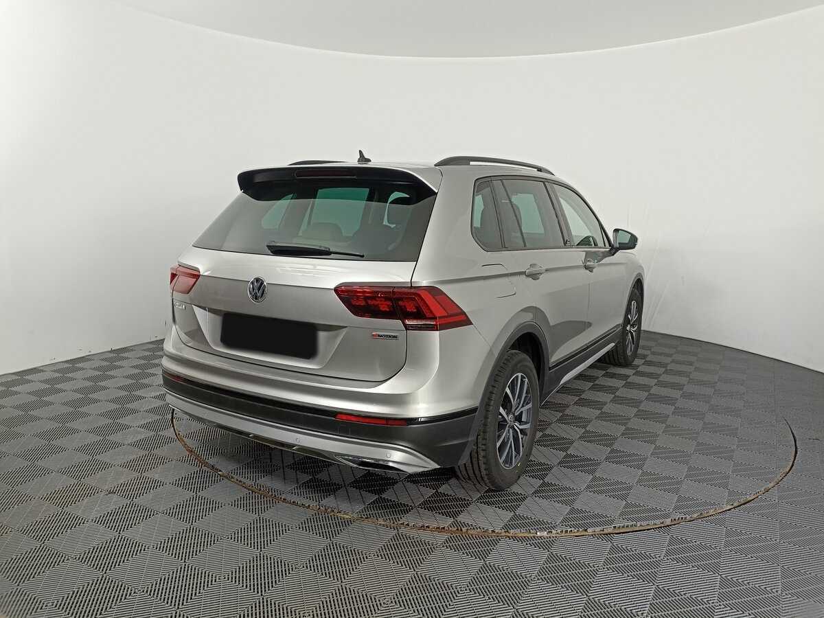 Купить Volkswagen Tiguan с пробегом. Фото: #4