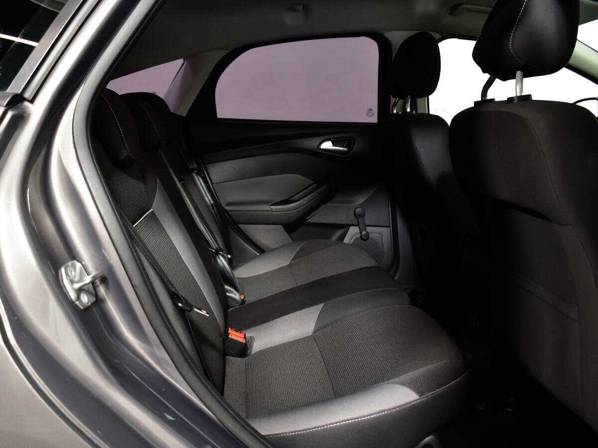 Купить Ford Focus с пробегом. Фото: #9