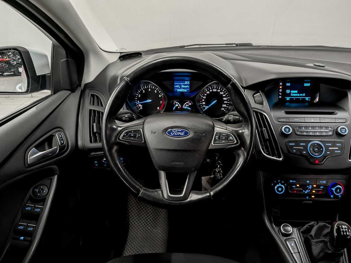 Купить Ford Focus с пробегом. Фото: #17