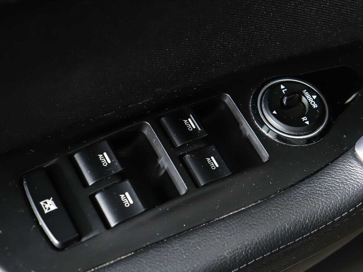 Купить Hyundai i40 с пробегом. Фото: #15