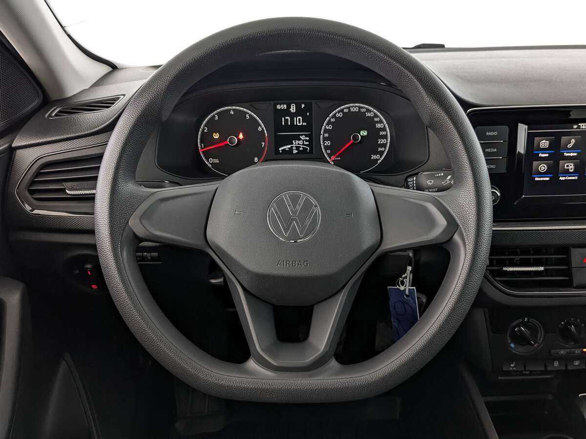 Купить Volkswagen Polo с пробегом. Фото: #15