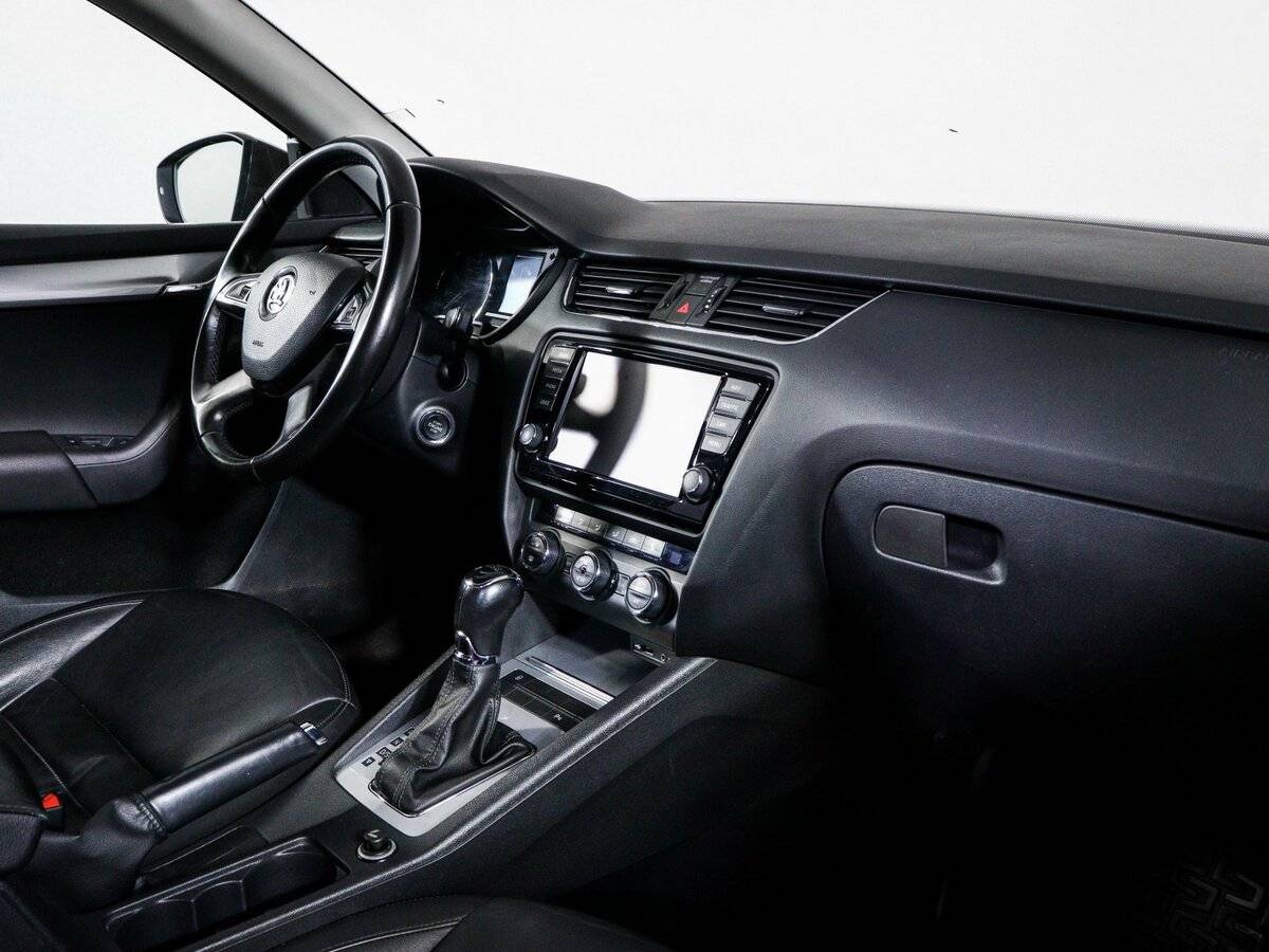 Купить Skoda Octavia с пробегом. Фото: #8