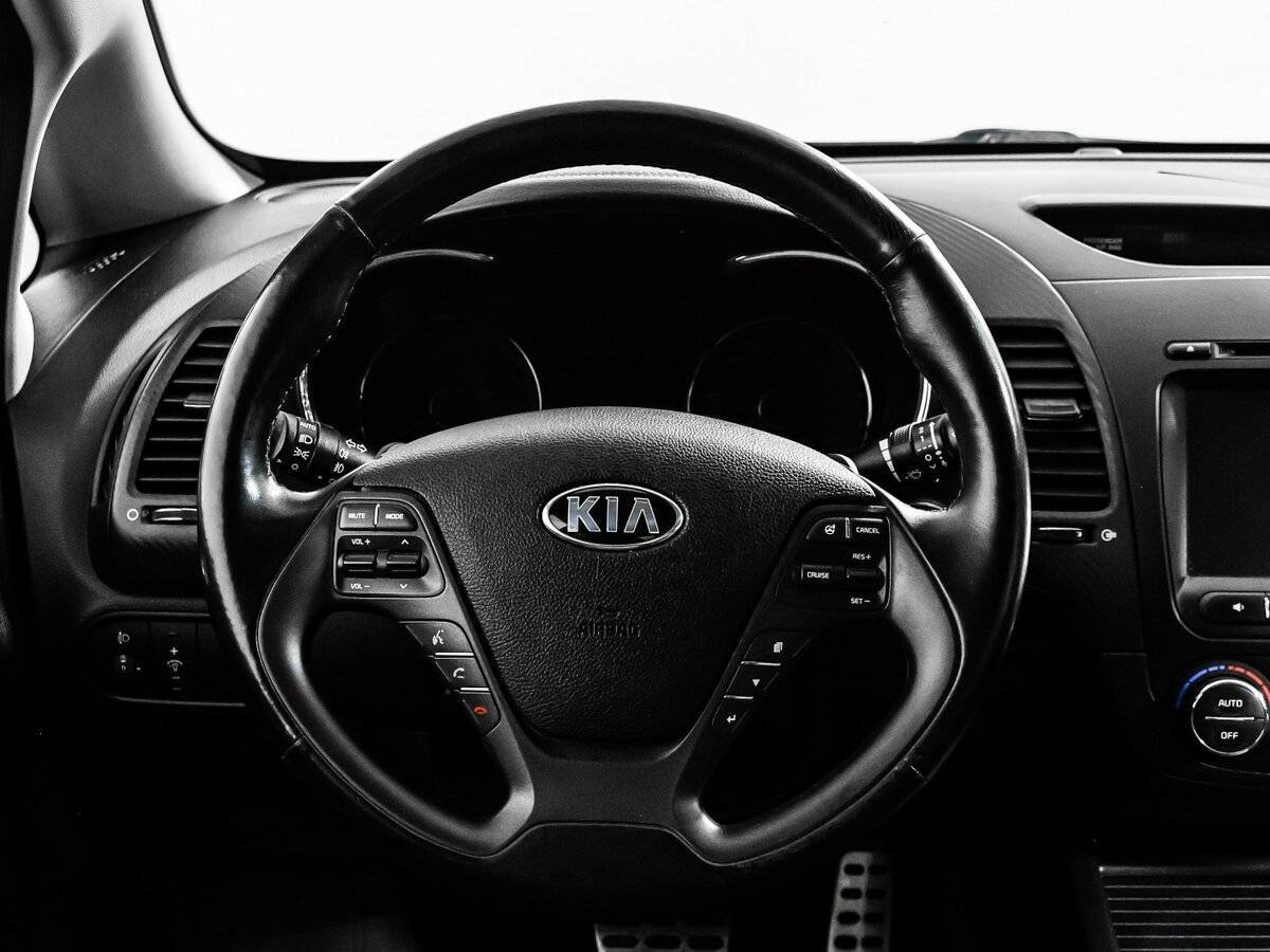 Купить Kia Cerato с пробегом. Фото: #11