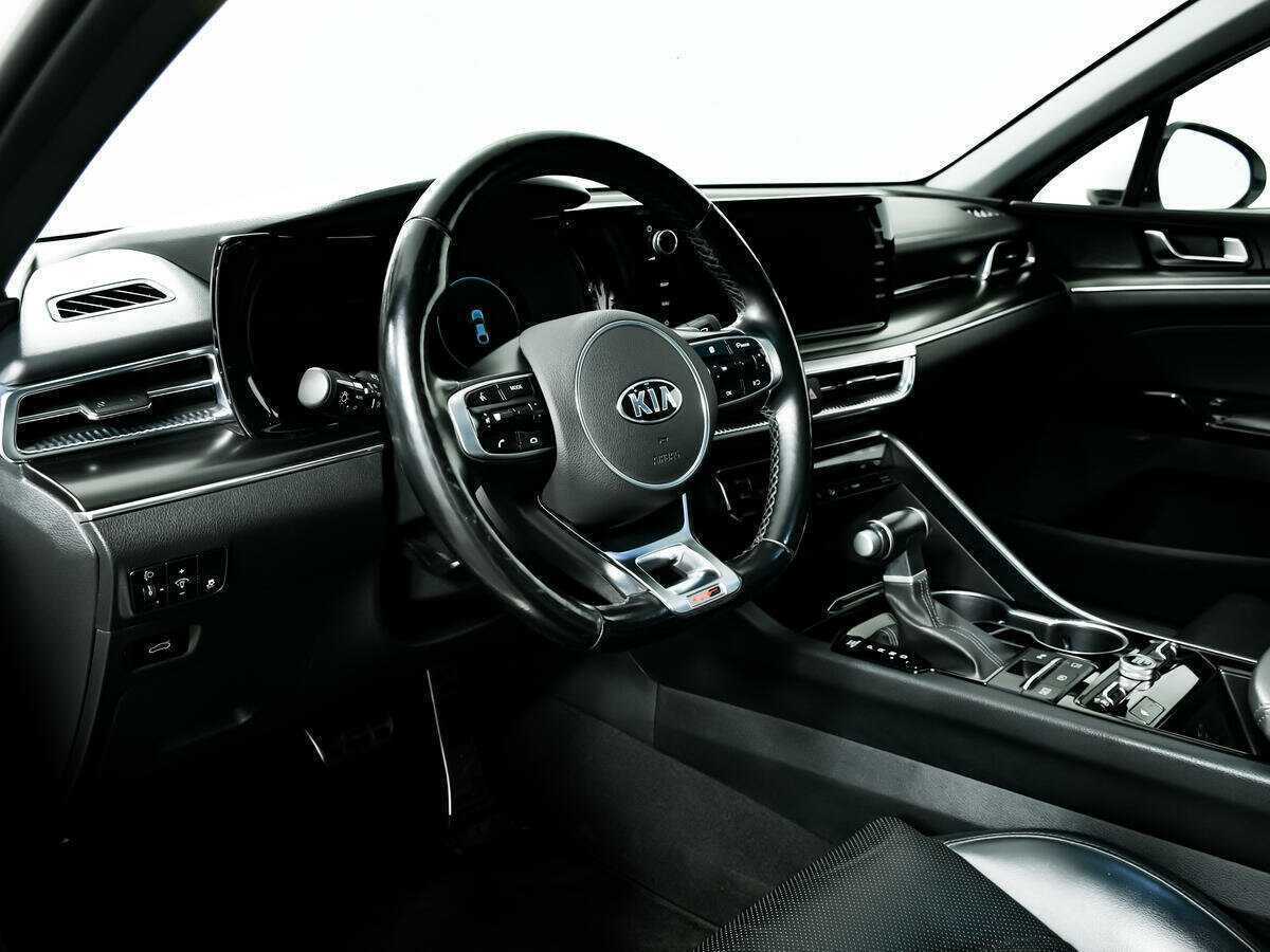 Купить Kia K5 с пробегом. Фото: #12