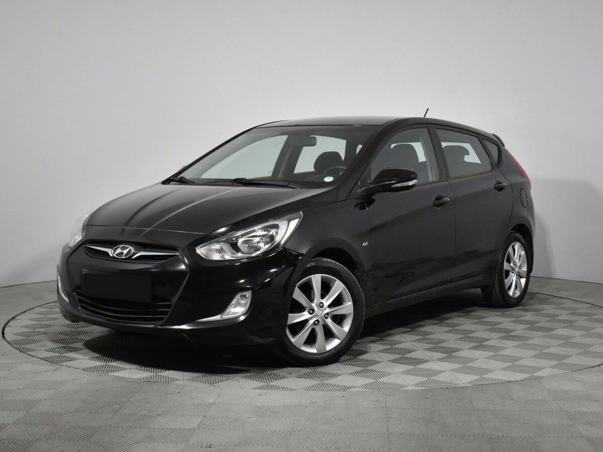 Купить Hyundai Solaris с пробегом. Фото: #0