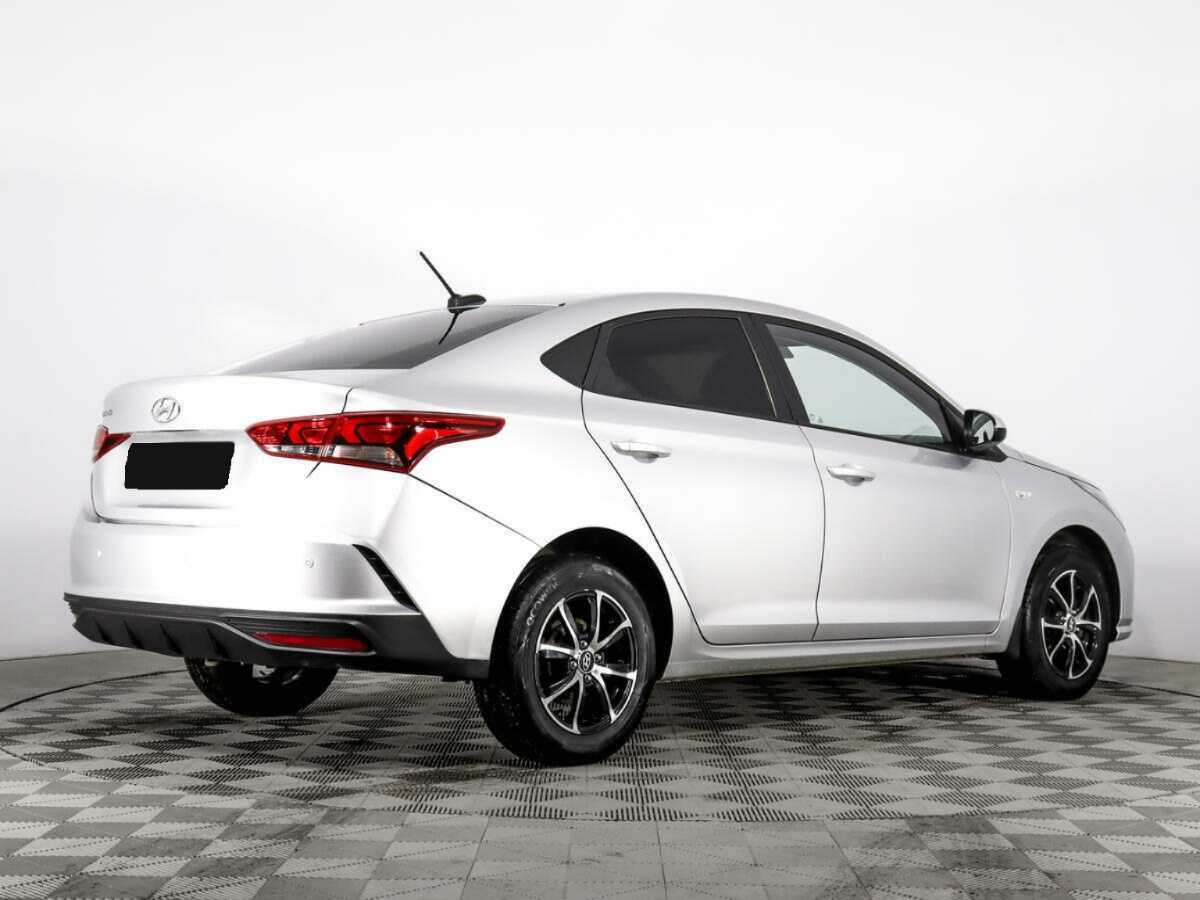 Купить Hyundai Solaris с пробегом. Фото: #4