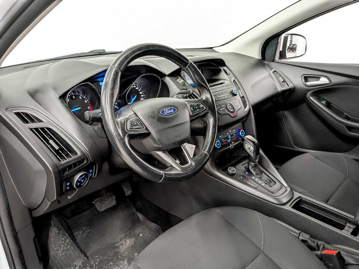 Купить Ford Focus с пробегом. Фото: #15