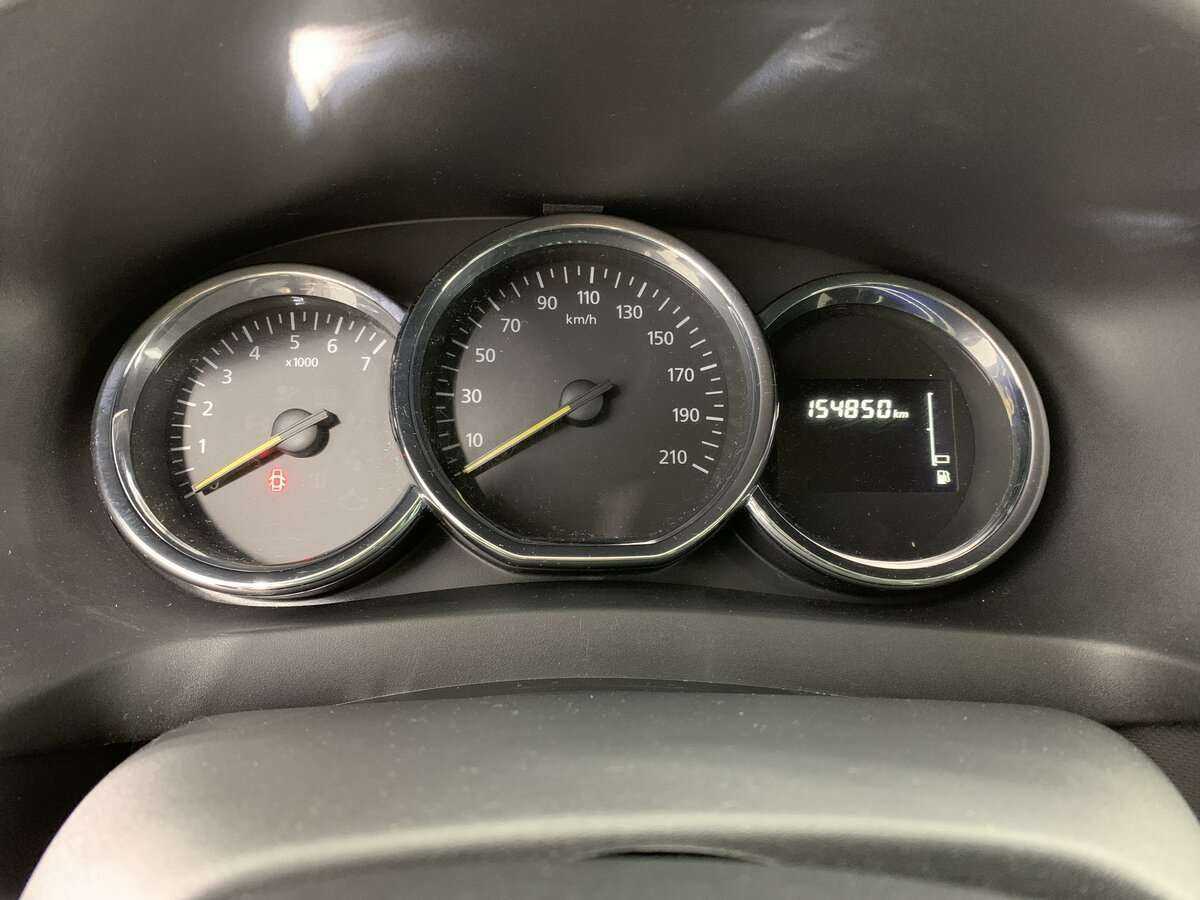 Купить Renault Logan с пробегом. Фото: #10