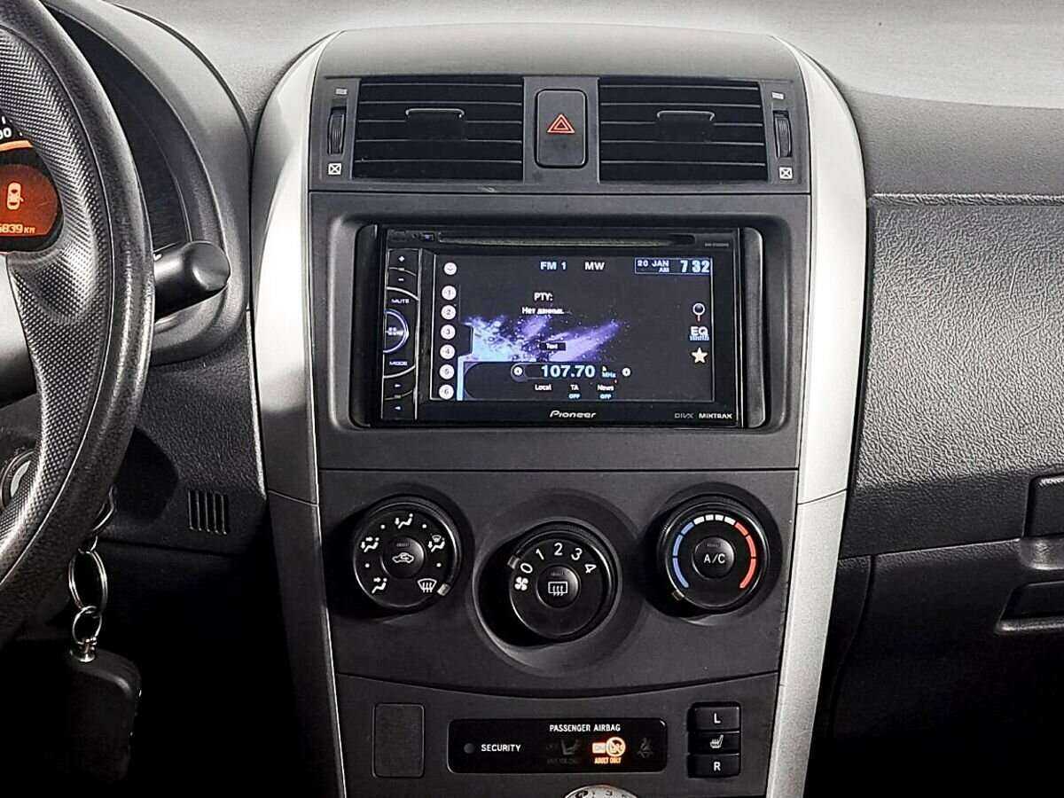 Купить Toyota Corolla с пробегом. Фото: #12