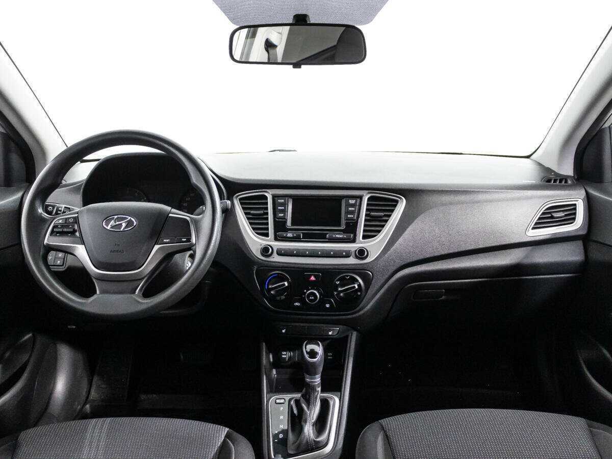Купить Hyundai Solaris с пробегом. Фото: #12