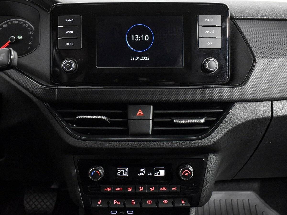 Купить Volkswagen Polo с пробегом. Фото: #13