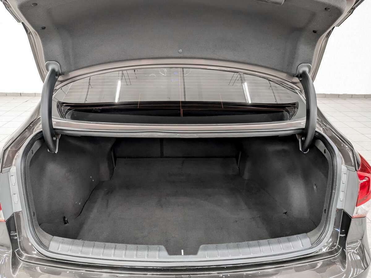 Купить Hyundai i40 с пробегом. Фото: #9